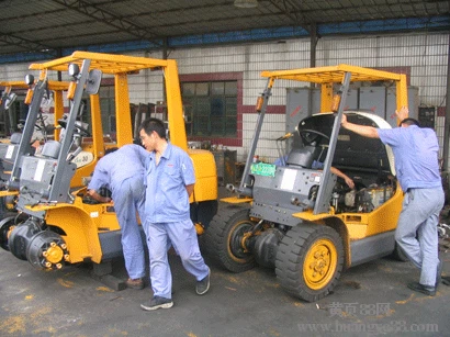 forklift maintenance repair 1